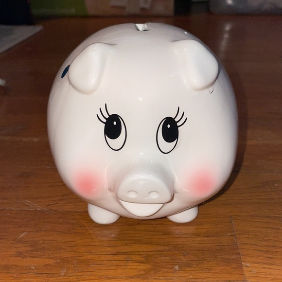 Polka dot girly piggy bank - Picture 3 of 6